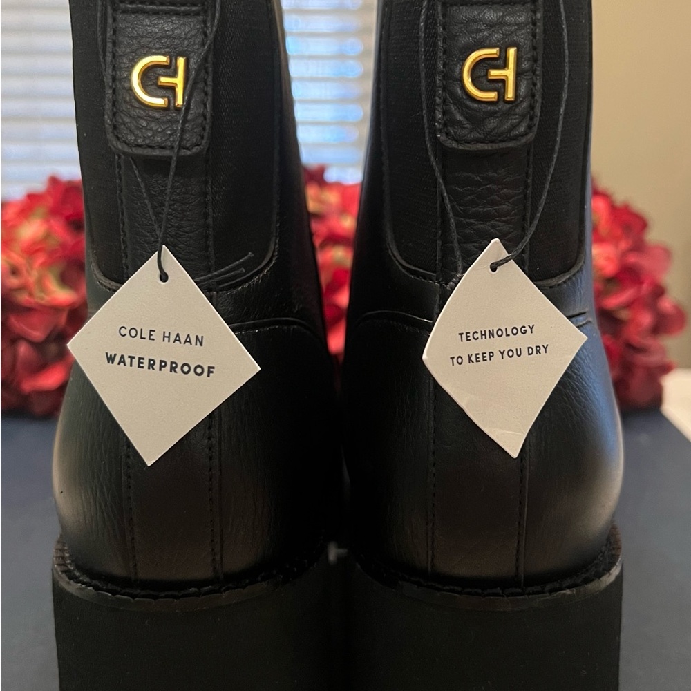 NIB Cole Haan Women's Zerogrand City Wedge side zip booties size US 9| EU39.5 - Picture 5 of 8